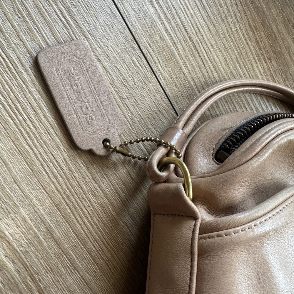 Vintage Coach crossbody beige - tan - Picture 10 of 10